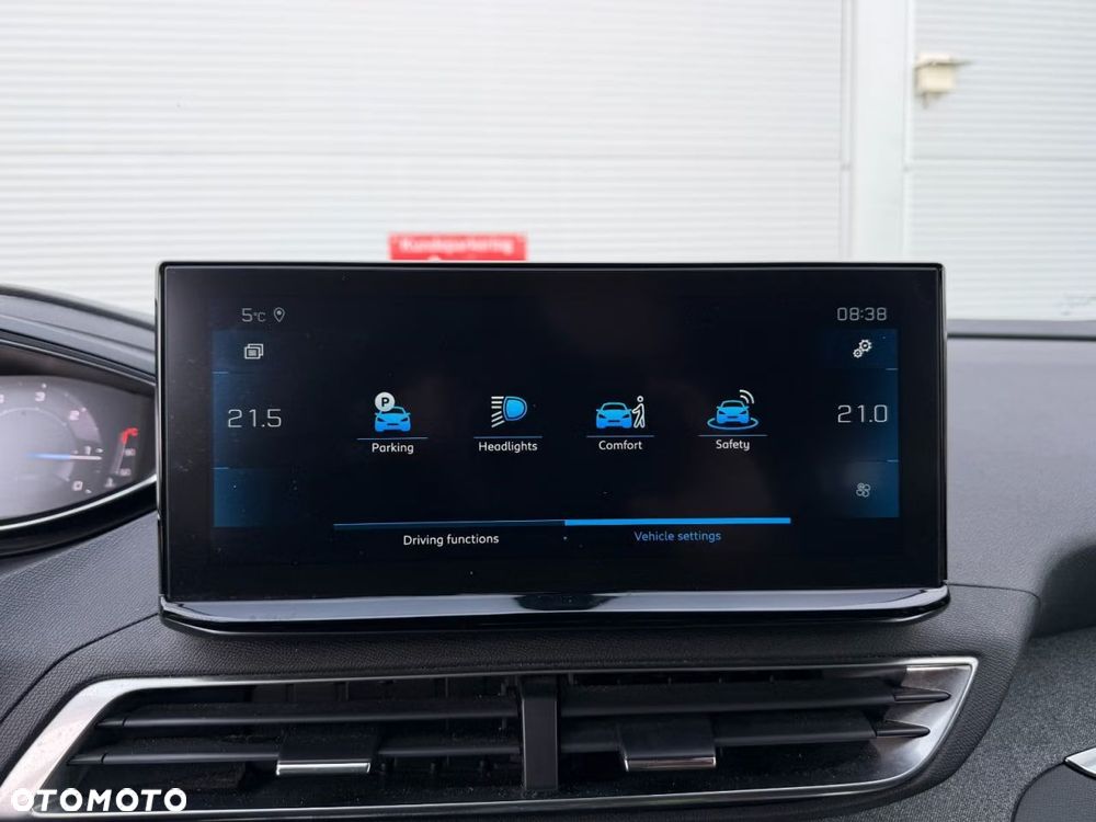 Peugeot 5008 BlueHDi 130 EAT8 Allure - 15