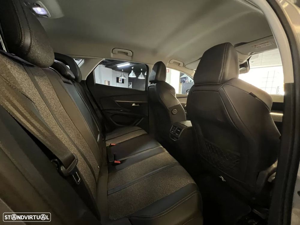 Peugeot 3008 1.5 BlueHDi GT Line EAT8 - 41
