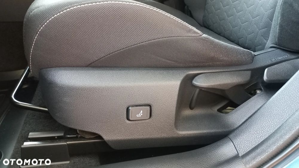Toyota Corolla 1.8 Hybrid GPF Comfort - 18