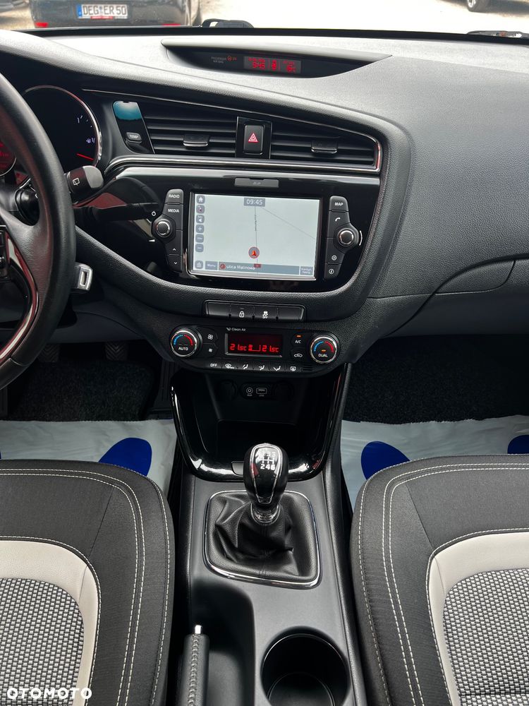 Kia Ceed 1.4 CVVT Attract - 20