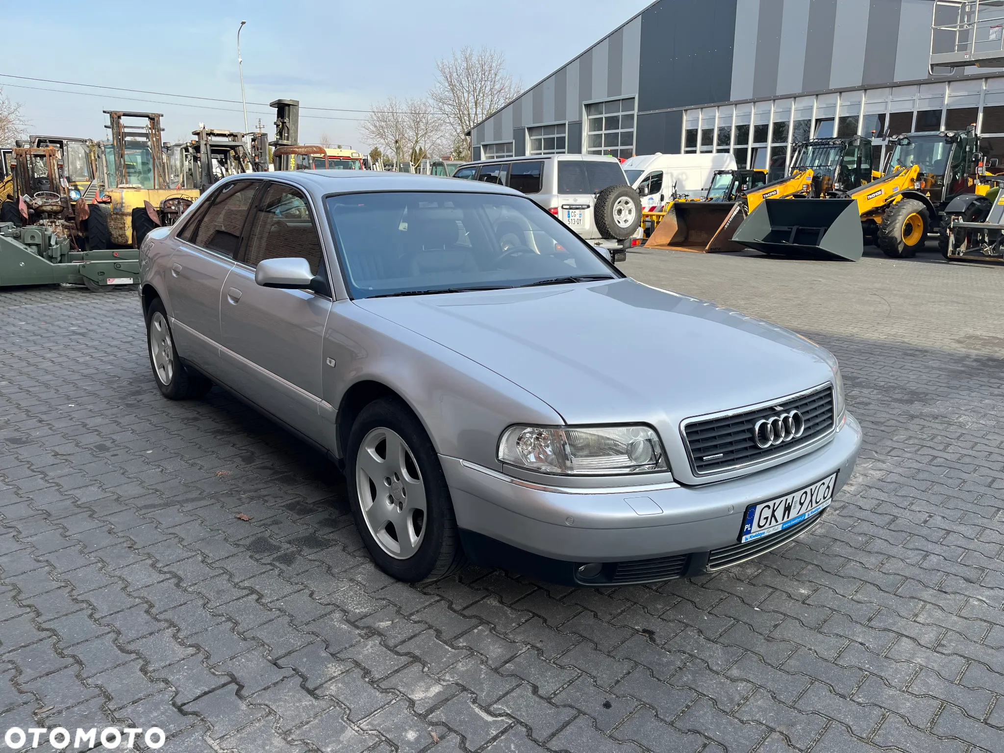 Audi A8 - 7