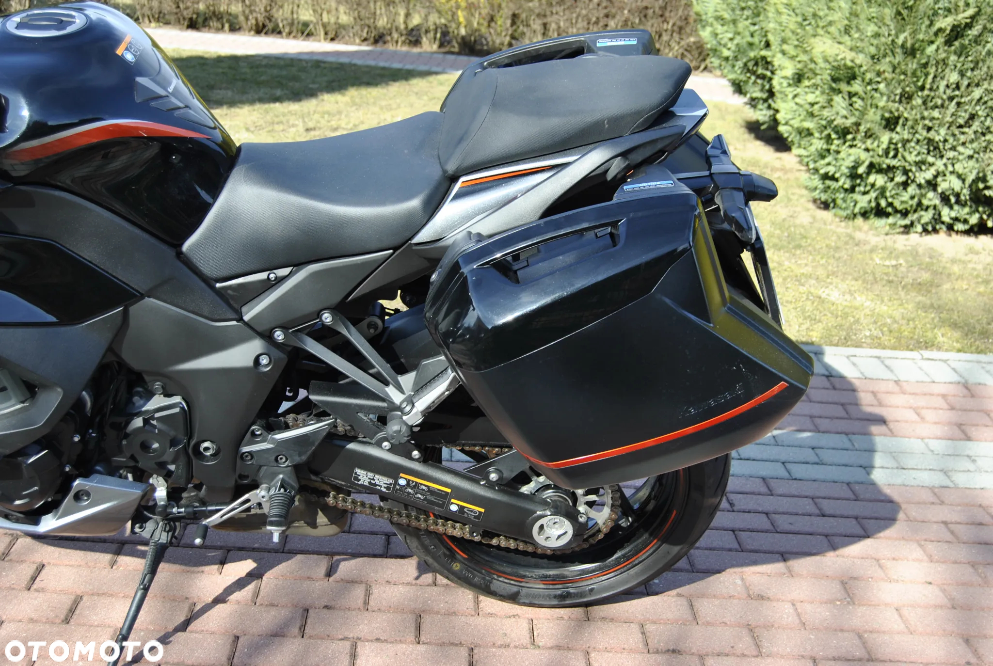 Kawasaki Ninja 1000 SX - 16