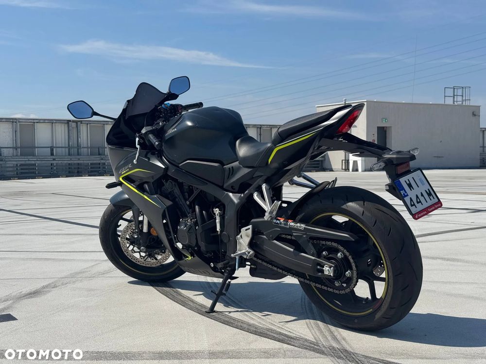 Honda CBR - 2