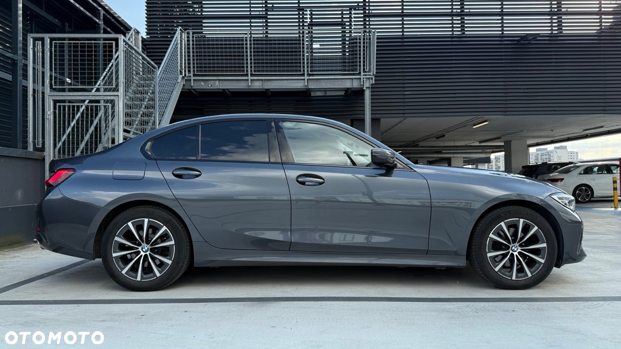 BMW Seria 3 320d xDrive Sport Line - 8