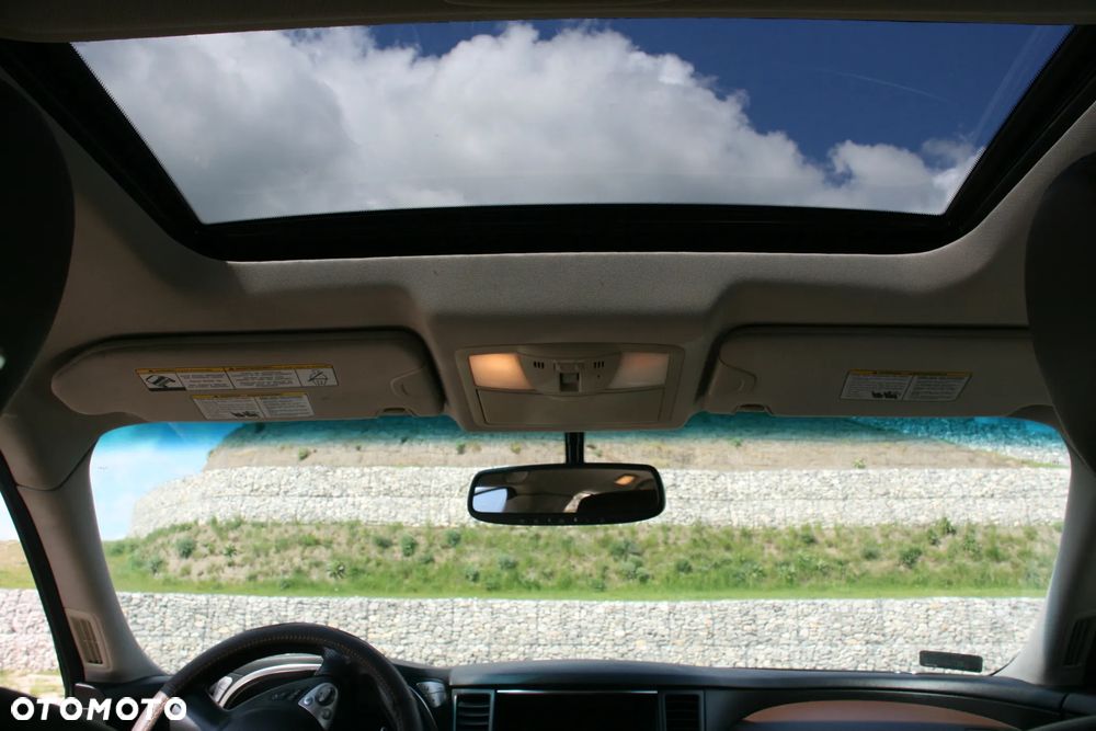 Infiniti FX FX35 - 4