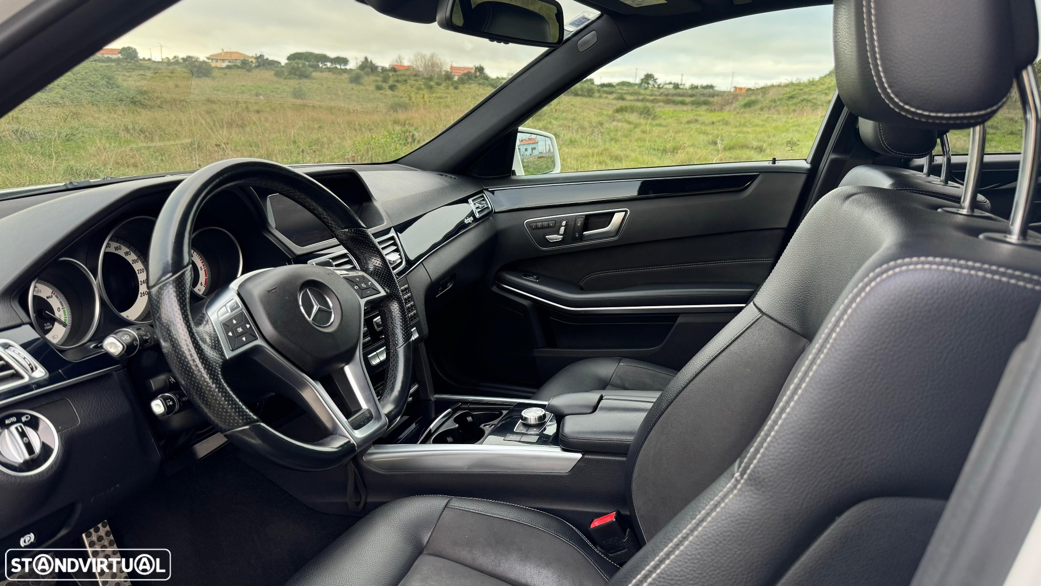 Mercedes-Benz E 300 Bluetec Hybrid Avantgarde - 17