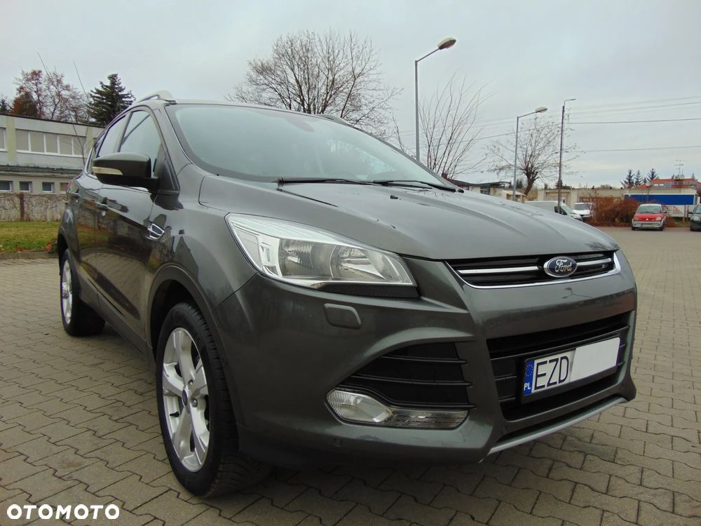 Ford Kuga 1.5 EcoBoost 2x4 Titanium - 11