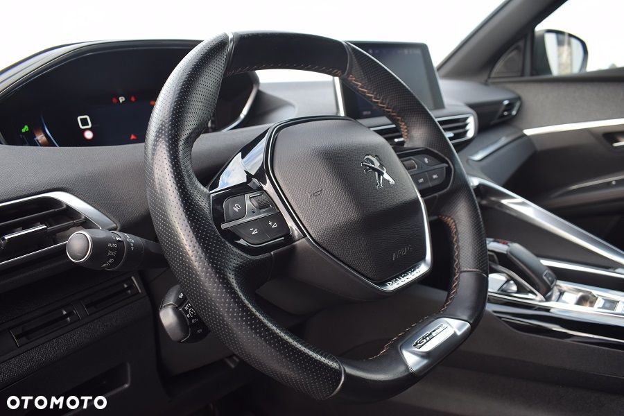 Peugeot 5008 THP 165 EAT6 Stop & Start Allure - 24