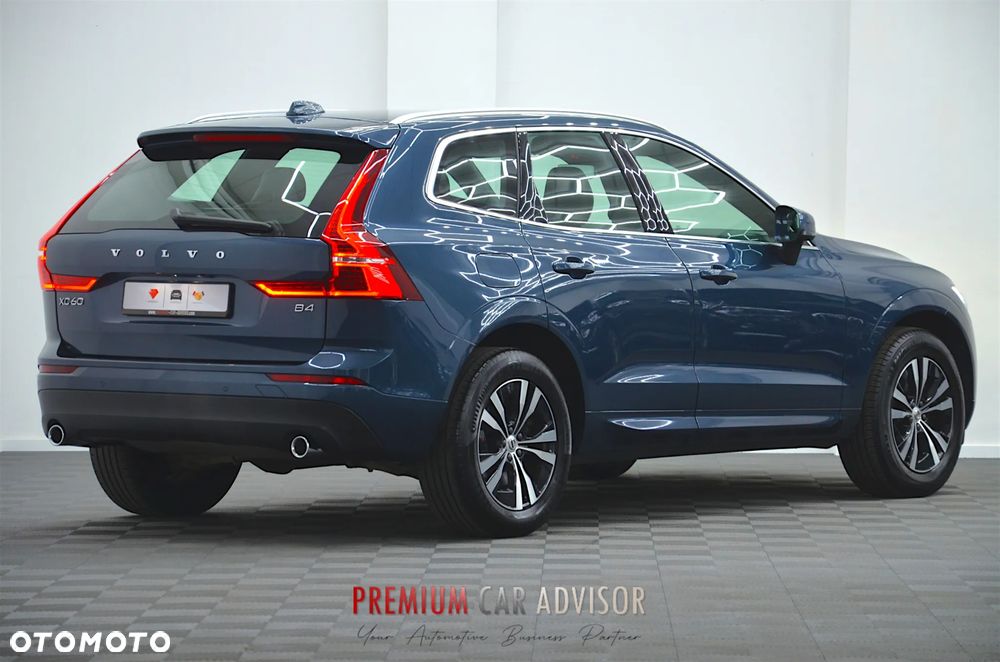 Volvo XC 60 B4 B Geartronic Momentum Pro - 4