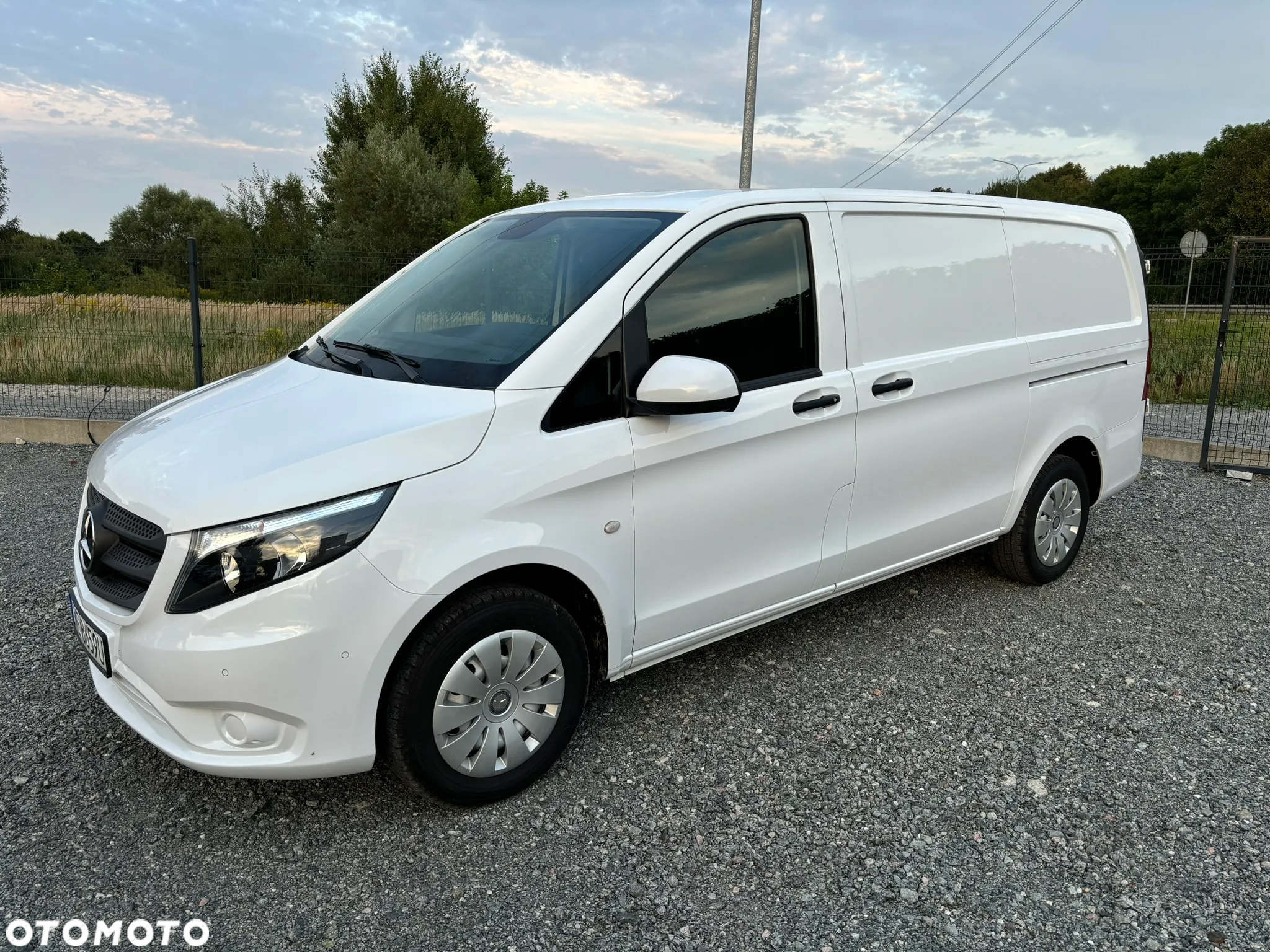 Mercedes-Benz VITO 2,0CDI Long Przebieg 37tyś km Faktura Vat - 26
