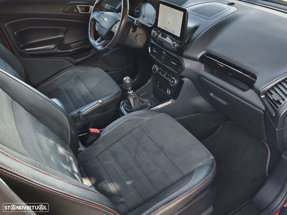 Ford EcoSport 1.0 EcoBoost ST-Line Black Edition - 32