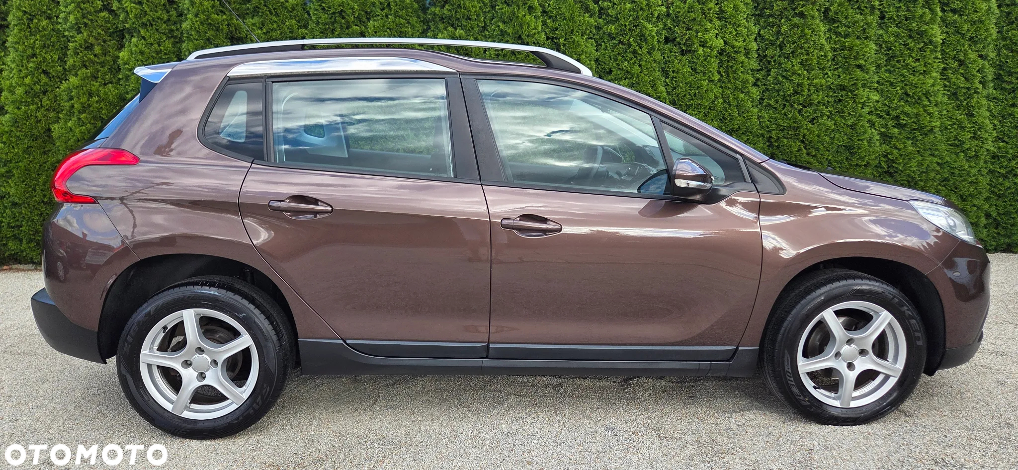Peugeot 2008 1.2 Pure Tech Style EU6 - 8