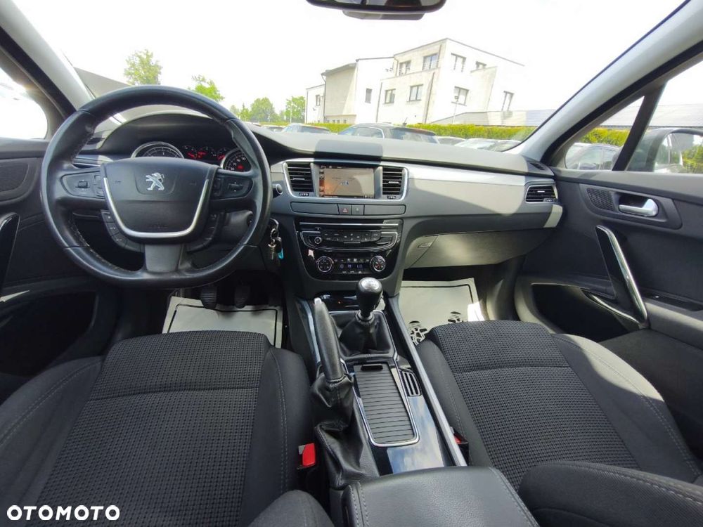 Peugeot 508 - 8