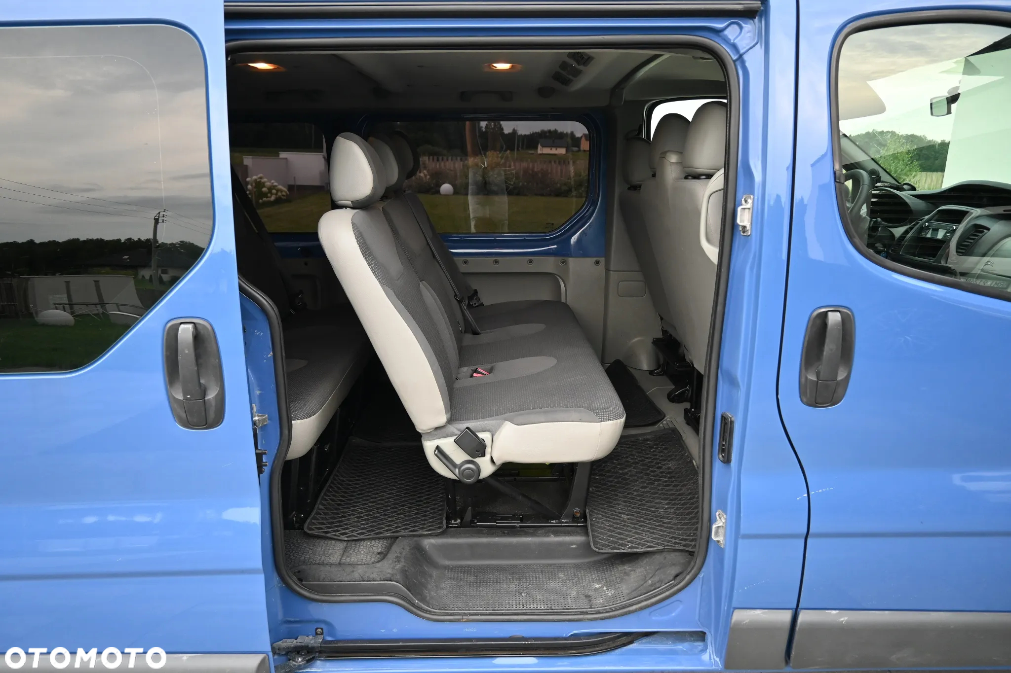 Opel Vivaro - 13