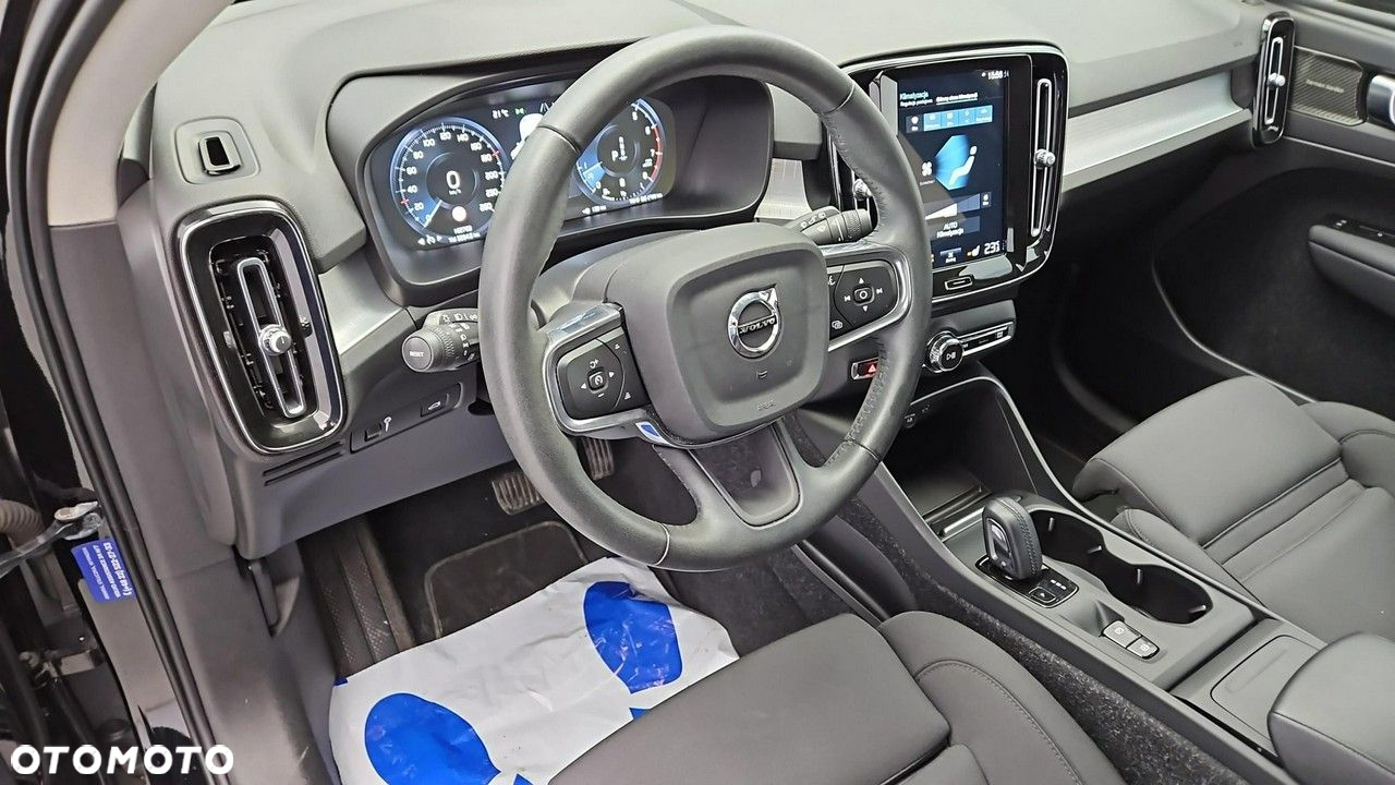 Volvo XC 40 - 9