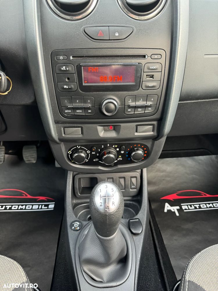 Dacia Duster 1.6 4x2 Laureate - 14