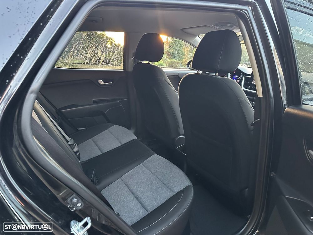 Kia Stonic 1.2 Dynamic - 20