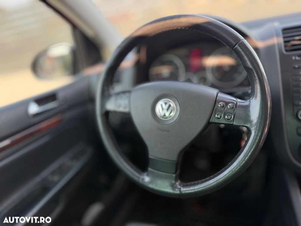 Volkswagen Golf 2.0 TDI 4Motion Sportline - 10