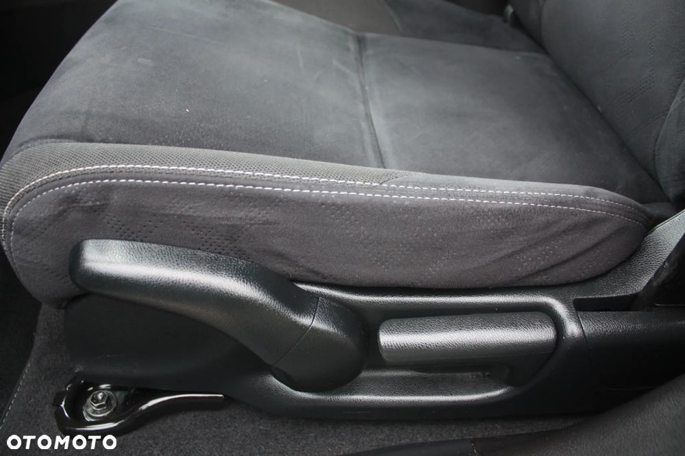 Honda Civic 1.8 Executive i-SHIFT - 18