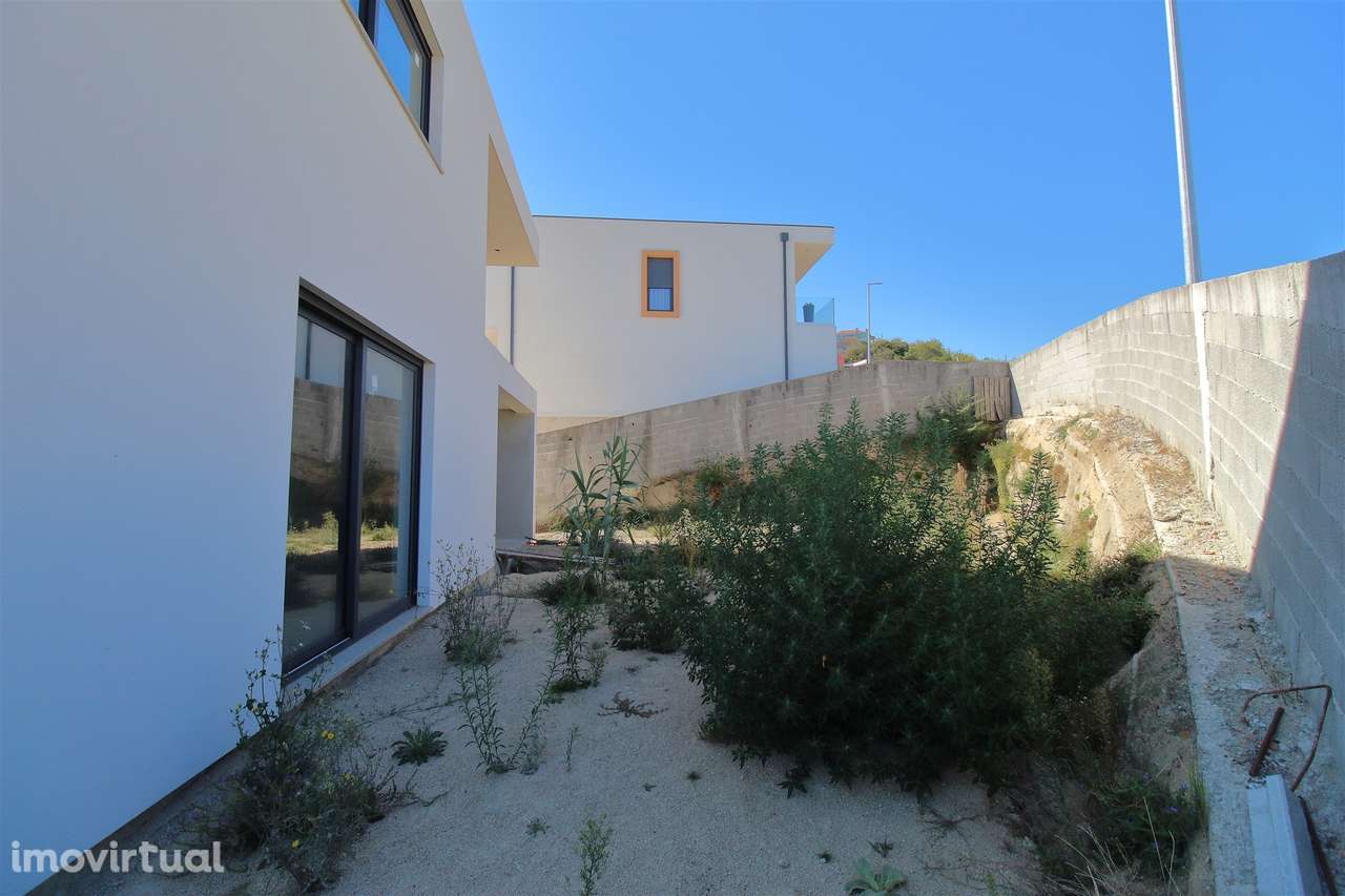 Moradia T4 Venda em Santiago de Piães,Cinfães - Grande imagem: 3/19