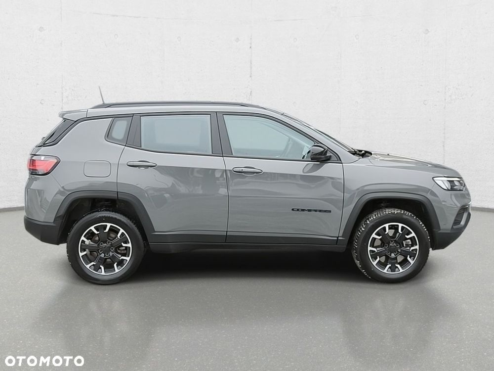 Jeep Compass - 7