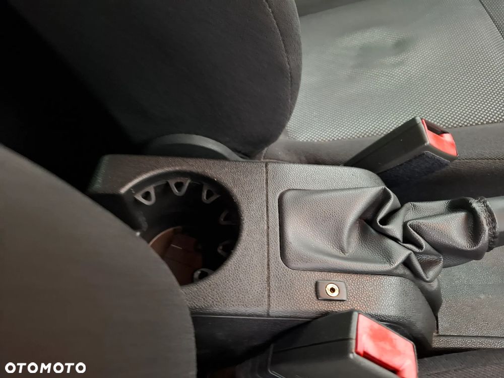 Opel Astra 1.8 Innovation - 31