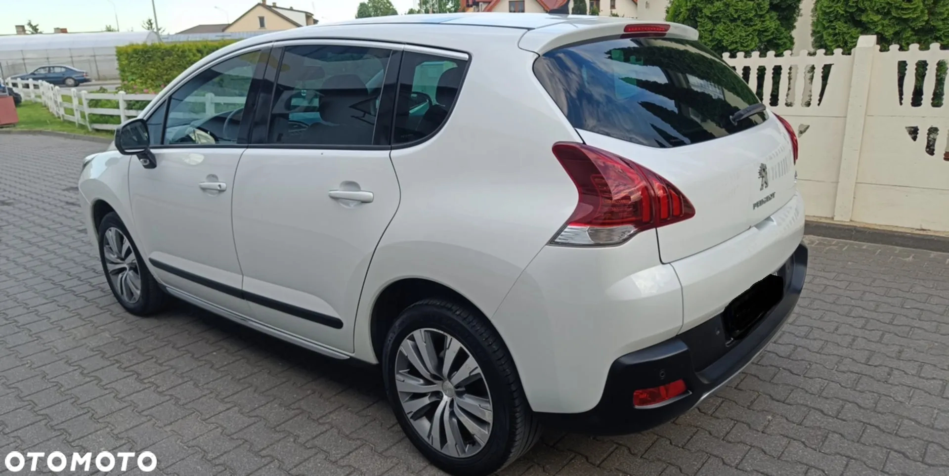 Peugeot 3008 1.2 PureTech Allure - 4
