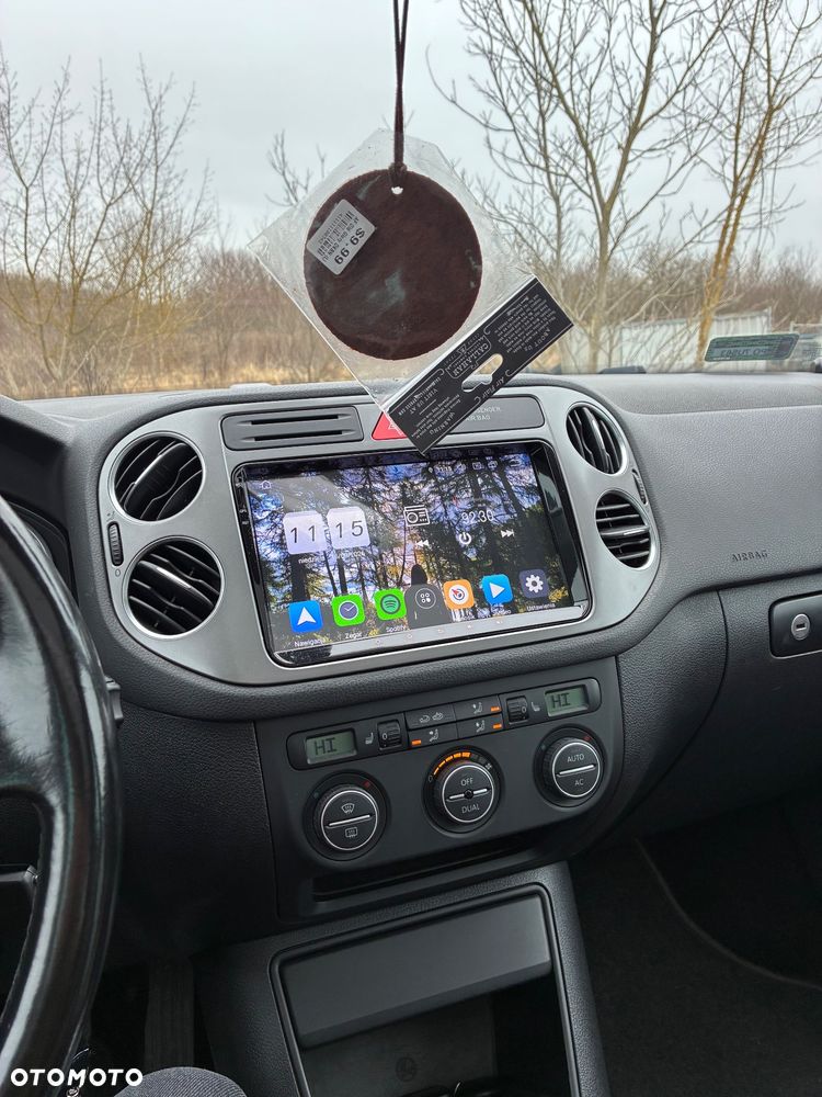 Volkswagen Tiguan - 14