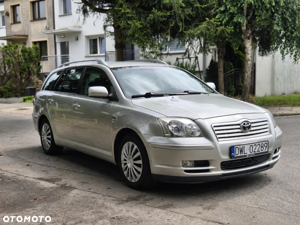Toyota Avensis 2.0 D-4D Prestige - 1