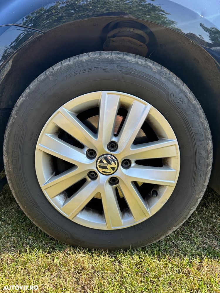 Volkswagen Golf 1.6 TDI DPF BMT Highline - 17