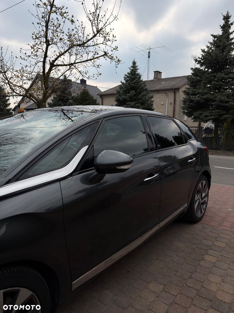 Citroën DS5 BlueHDi 180 EAT6 Business Class - 13