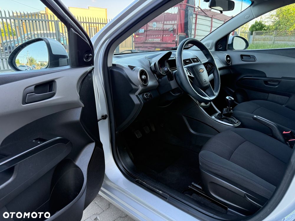 Chevrolet Aveo 1.2 LT+ - 18