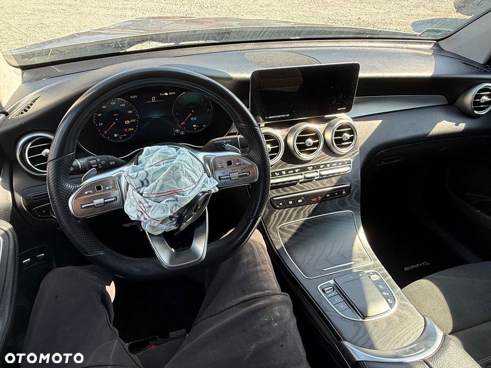 Mercedes-Benz GLC 300 e 4-Matic - 9