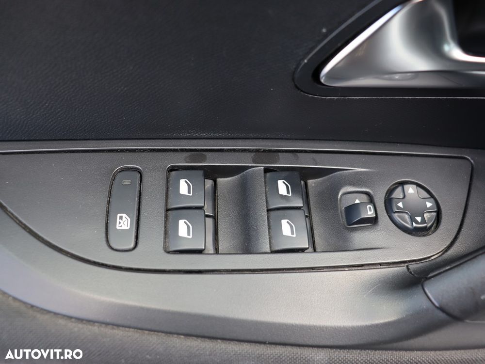 Peugeot 2008 1.5 BlueHDI FAP Active - 6