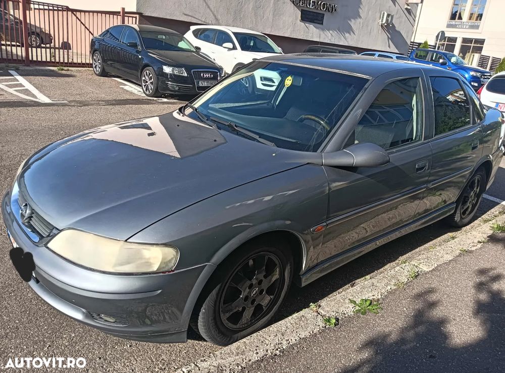 Opel Vectra 1.6 Edition - 4