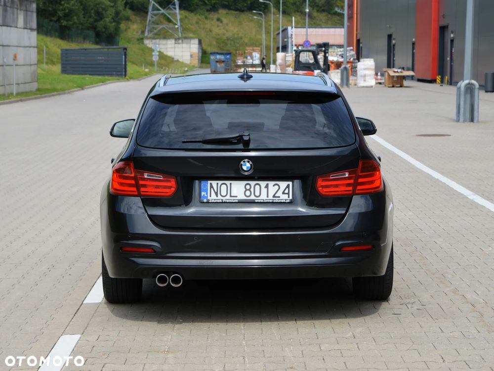 BMW Seria 3 318d Sport Line - 28