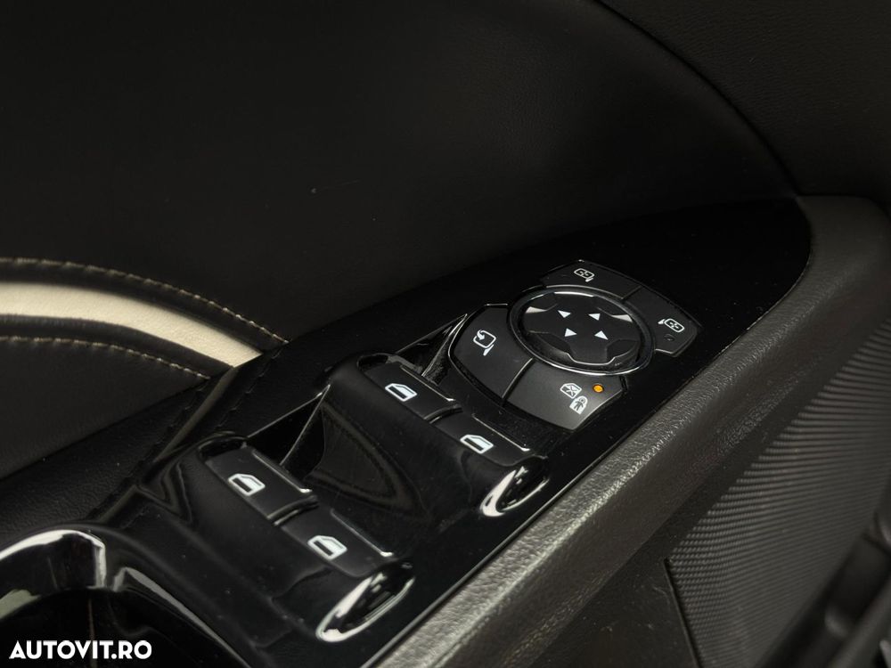 Ford Mondeo - 22