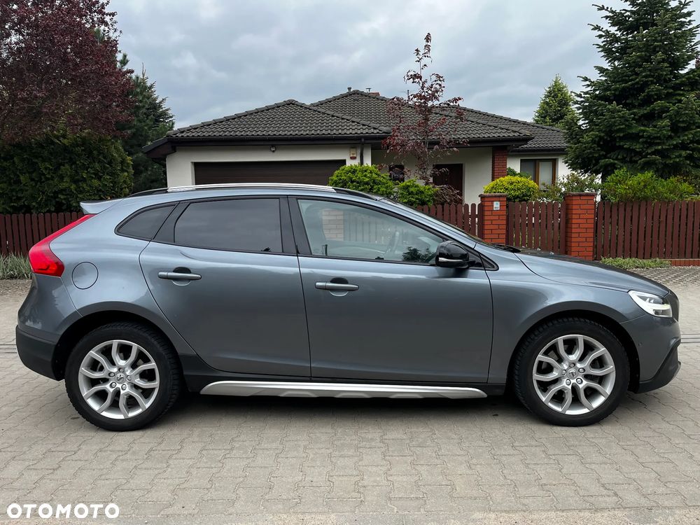 Volvo V40 Cross Country D3 Drive-E SCR Summum - 11