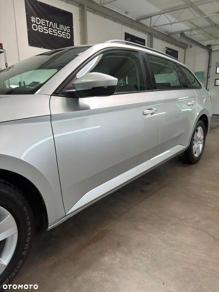 Skoda Superb 2.0 TDI Active - 14