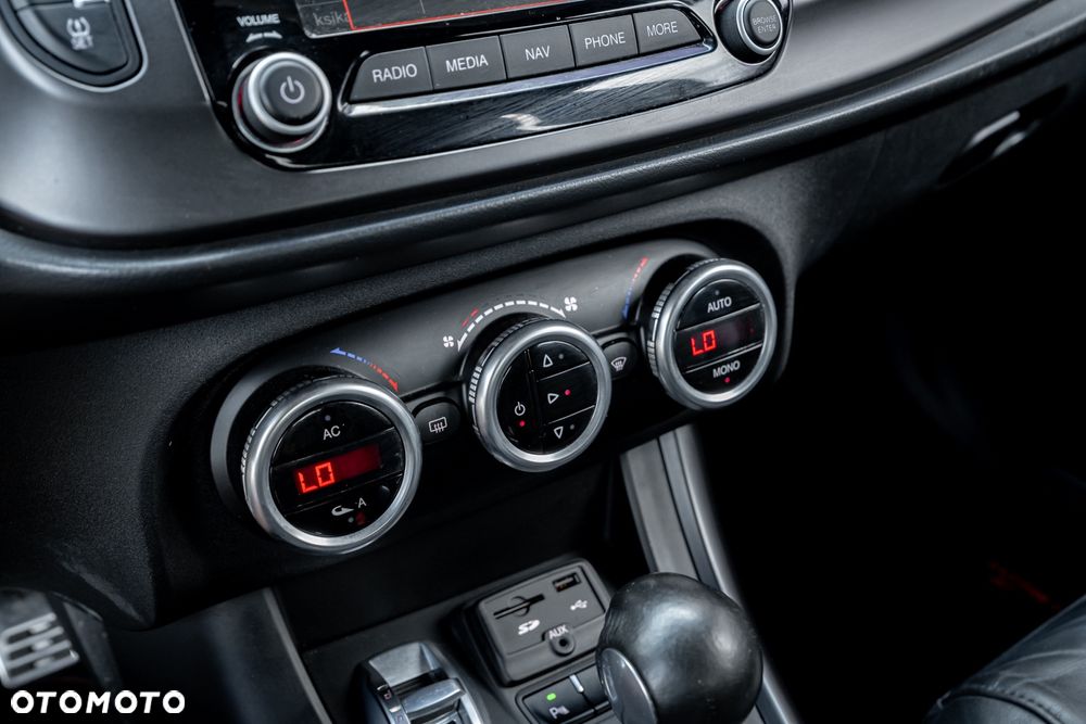 Alfa Romeo Giulietta 1.4 TB MultiAir Sprint TCT - 36