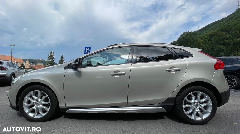 Volvo V40 D2 Aut. Momentum - 9