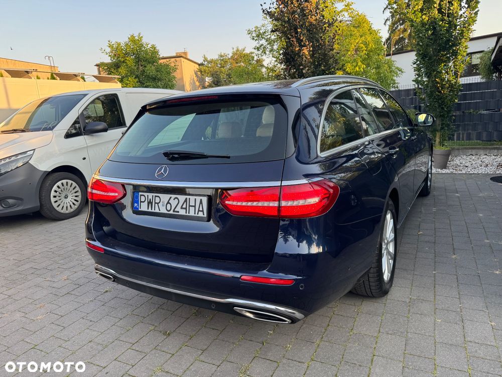 Mercedes-Benz Klasa E 250 Avantgarde - 11