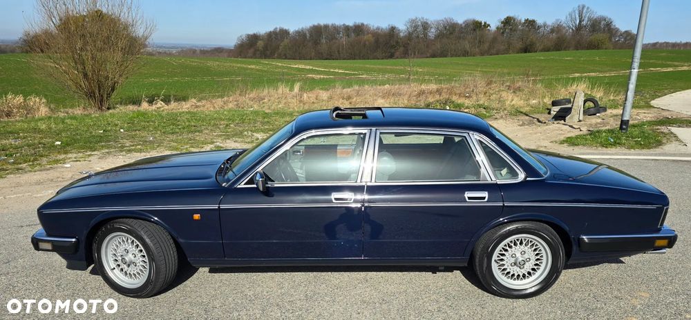 Jaguar Daimler 4.0i - 14
