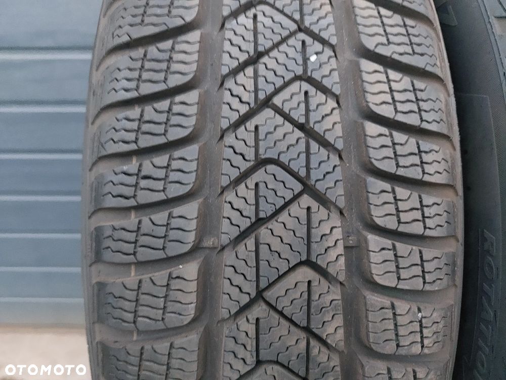 205/60 R17 OPONY ZIMOWE PIRELLI SOTTO ZERO 3 DOT16 - 2