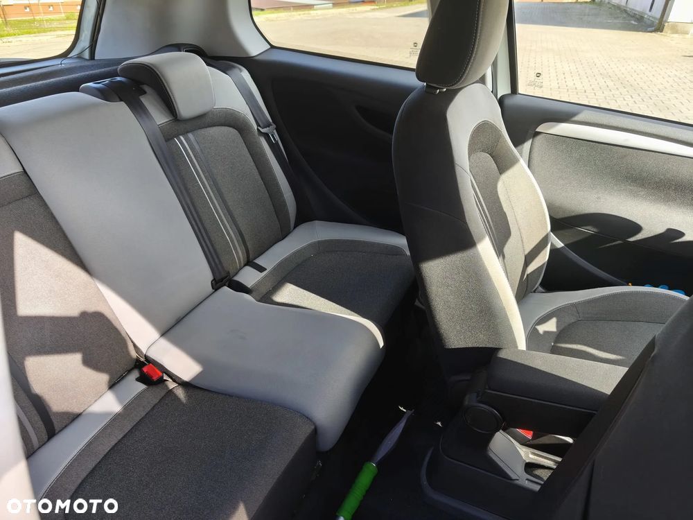 Fiat Punto 2012 1.2 Easy - 19