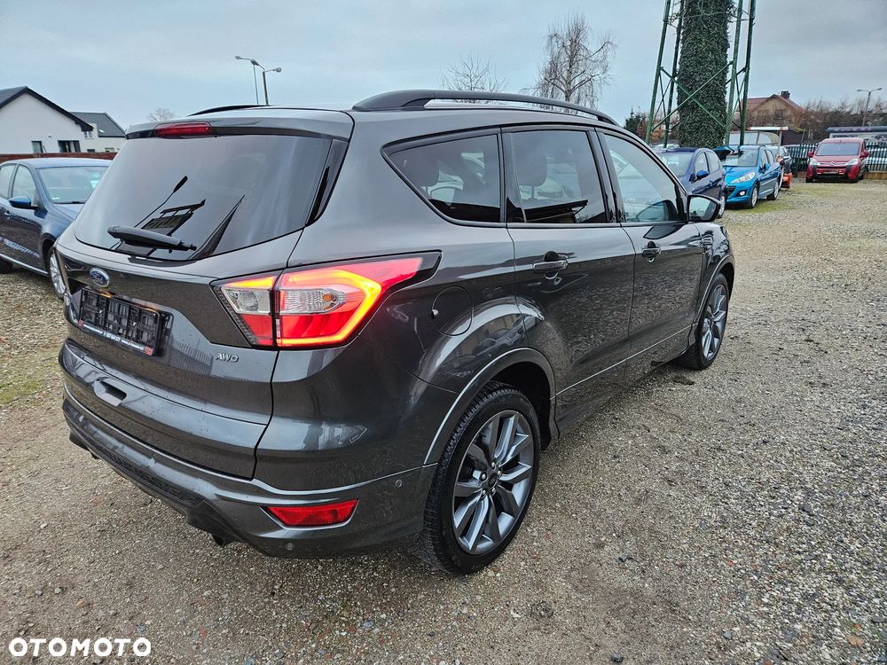 Ford Kuga 1.5 EcoBoost 4x4 ST-Line - 4