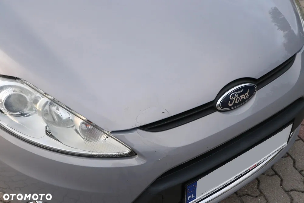 Ford Fiesta - 12