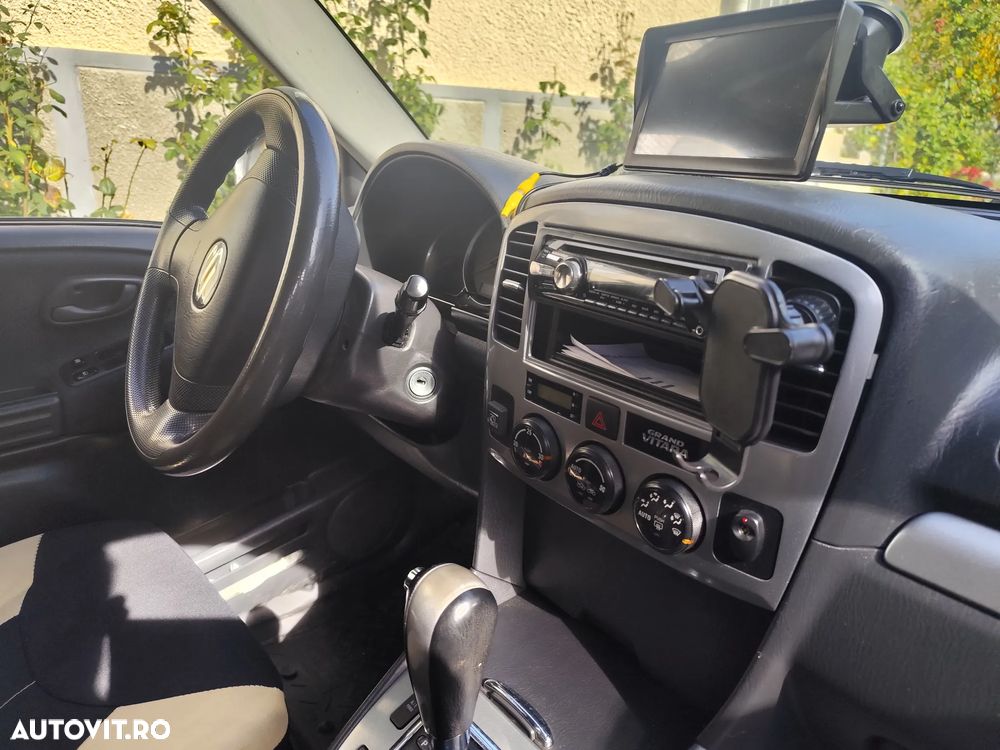 Suzuki Grand Vitara - 10