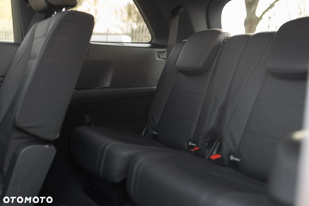 Mercedes-Benz GLS - 16