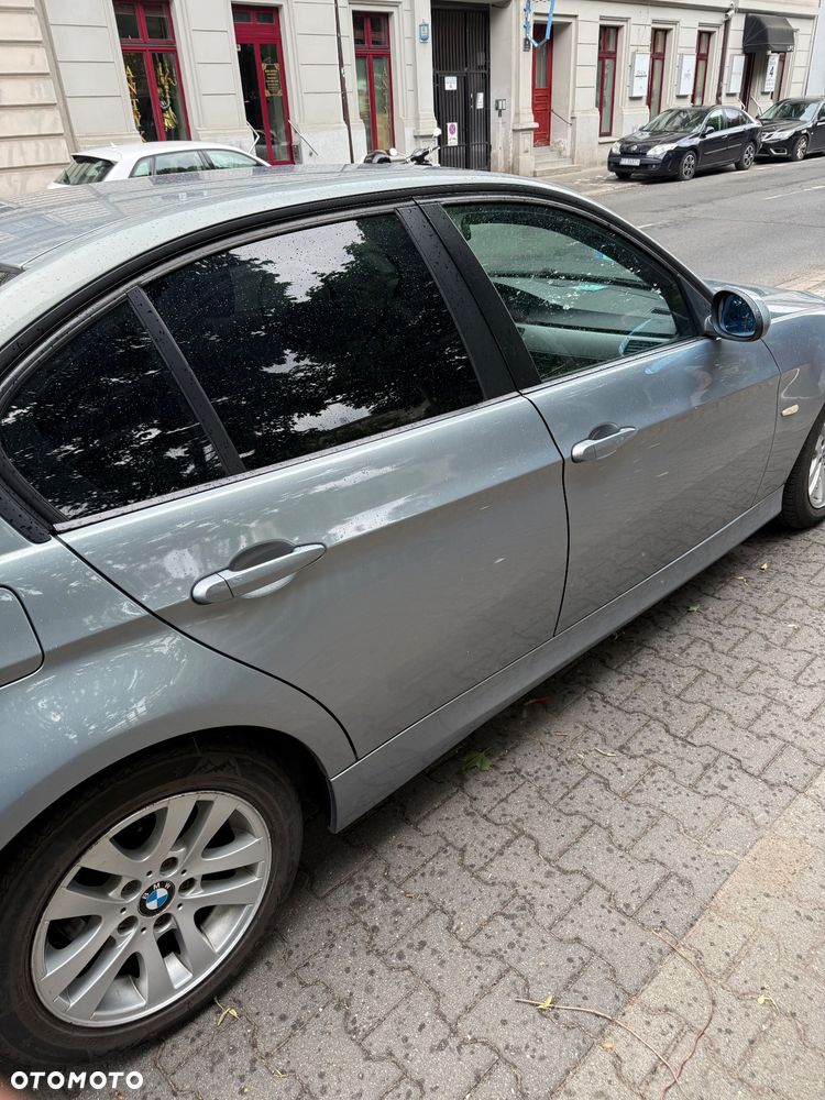 BMW Seria 3 - 12